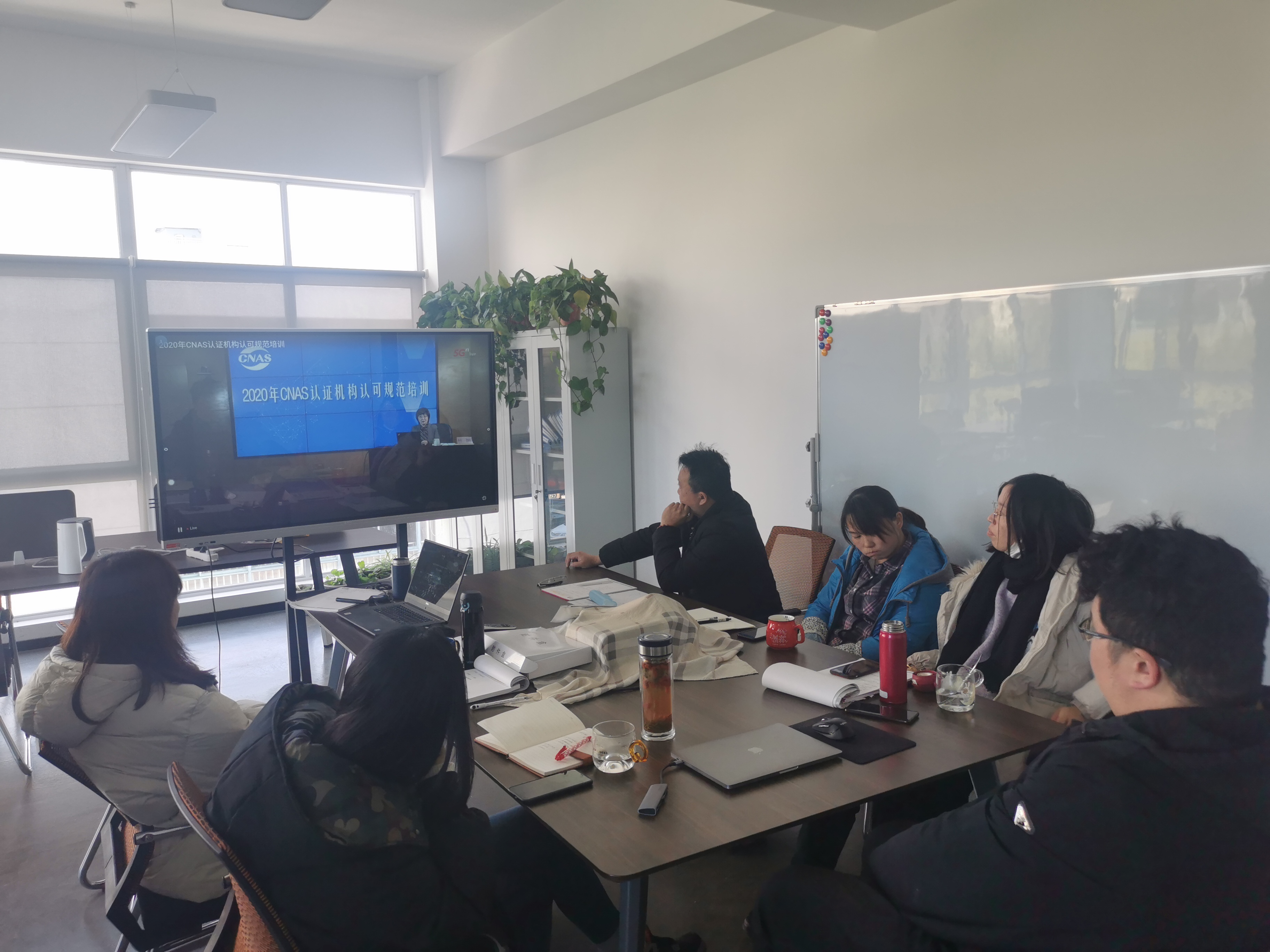 0edf10a96b6f1c6b4f59ffd743f9204